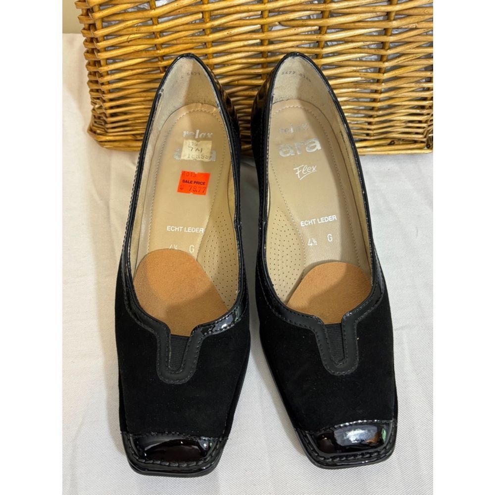 Women's Ara Black Leather Heel Pumps Size 7M